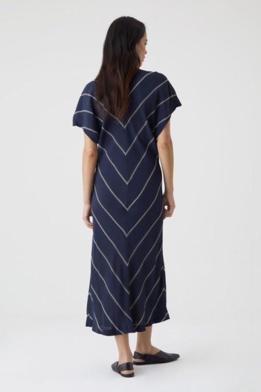 Modishvogue.shopab5cc4a867 2