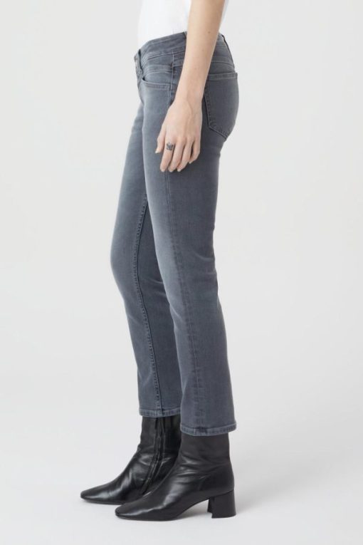 Modishvogue.shopc718023e99 2